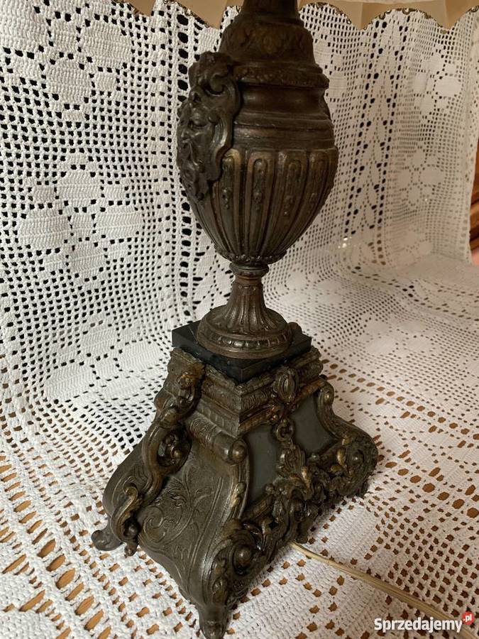 Stara przedwojenna lampa z metalu Bystrzyca Kłodzka