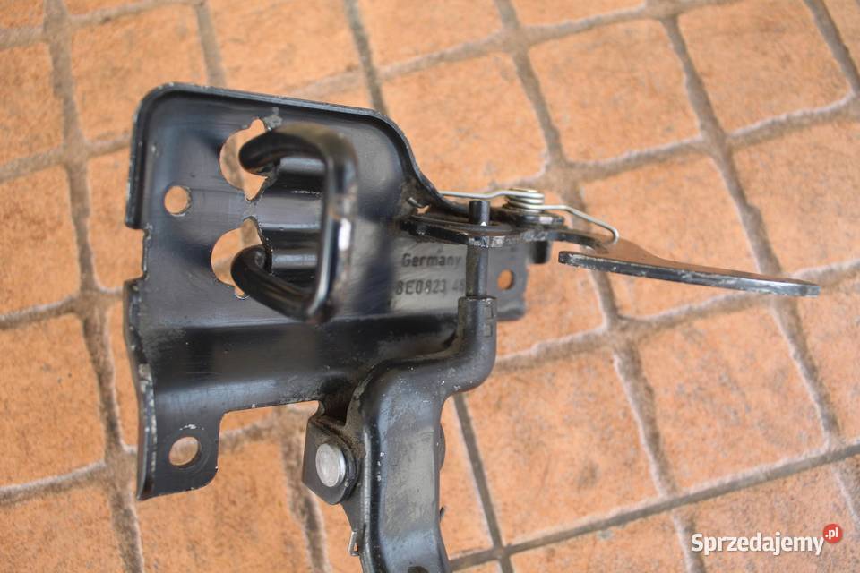 ZAMEK RYGIEL MASKI AUDI A4 B6 8E0823480D sprzedam