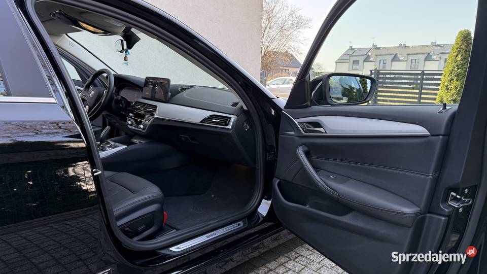 Bmw g30 518D serwisowane ładne nieuszkodzony BMW śląskie Ruda Śląska