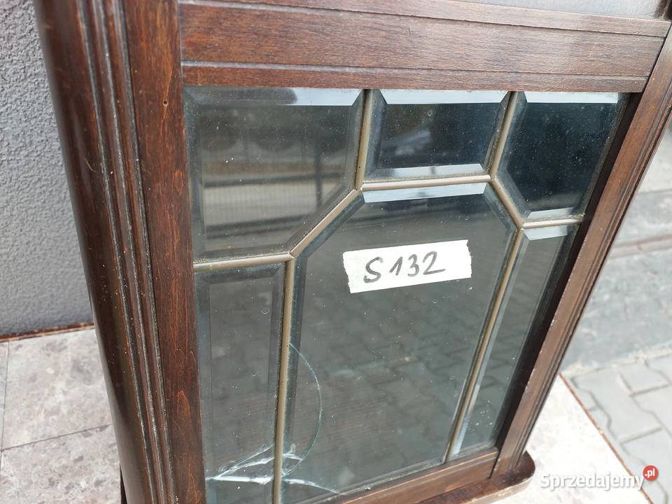 S132 Skrzynia obudowa starego zegara nalepka GB Tczew