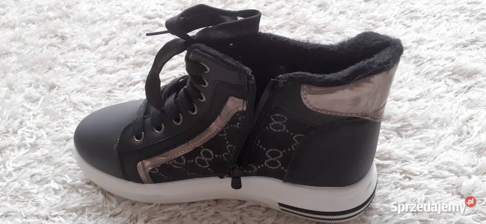 Nowe ocieplane sneakersy r 40