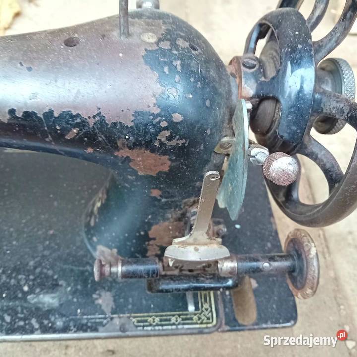 Maszyna do szycia Wesoła