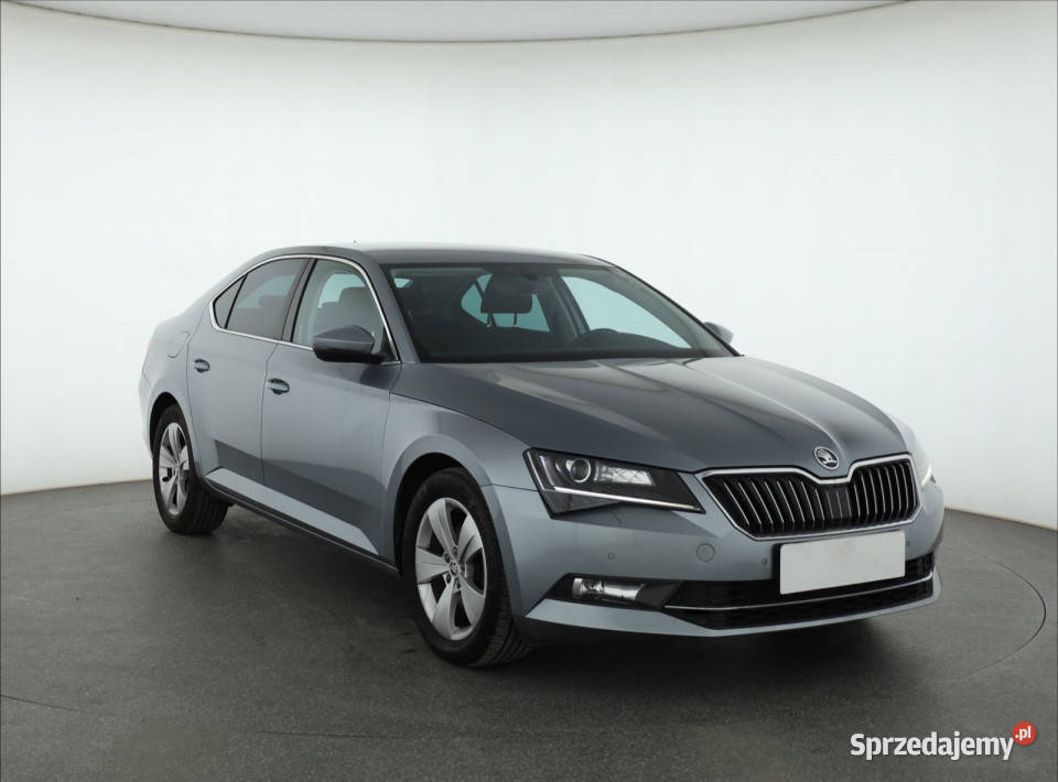 Skoda Superb 15 TSI Katowice