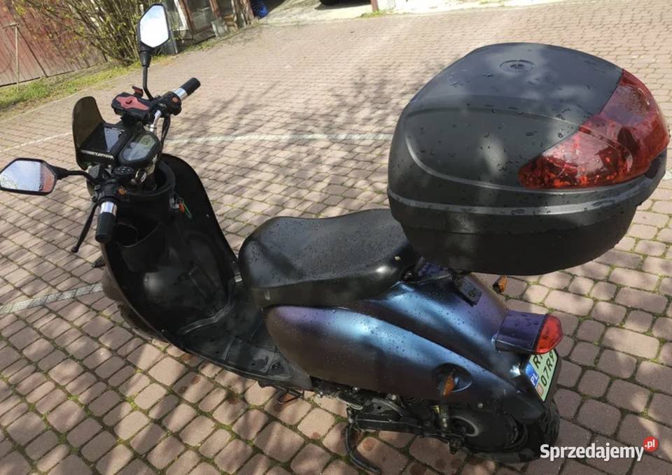 Skuter elektryczny 12kW AM 6kWh 250 zasiegu elektryczny Bieliny
