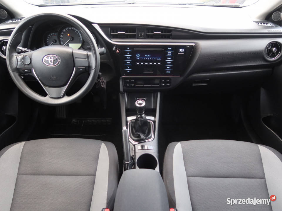 Toyota Auris 16 Valvematic sprzedam