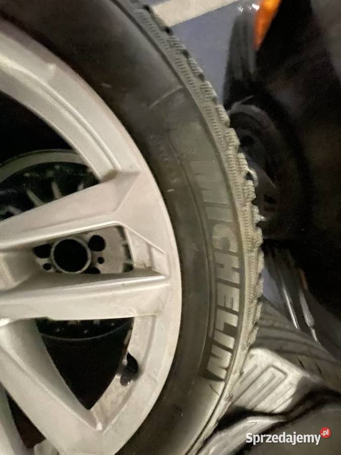 koło audi Q3 z oponą zimową michelin 17 Łomianki Dolne