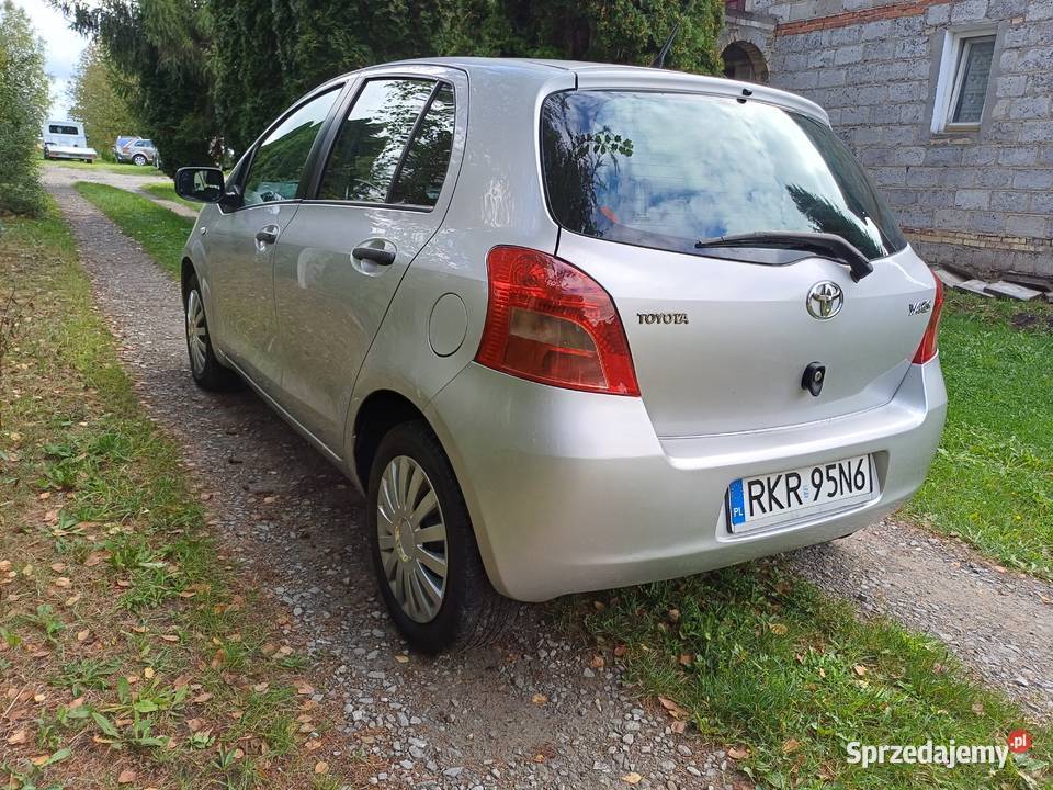 Toyota Yaris 2006 10 Benzyna Klima Yaris Krosno