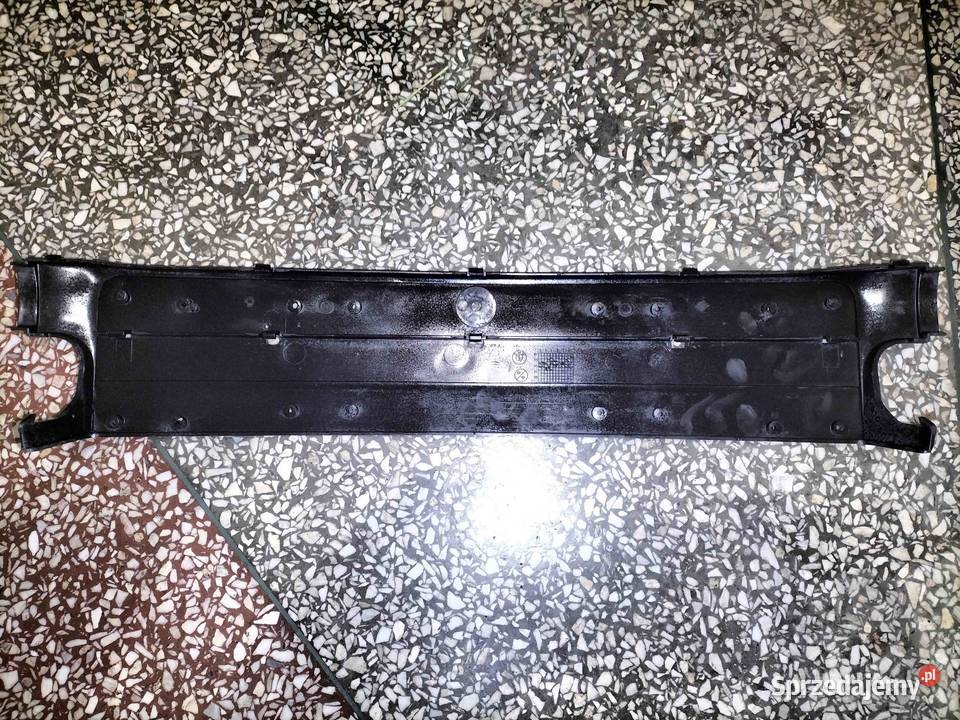 Podstawa tablicy rejestracyjnej przód BMW E36 osobowe Poręba sprzedam
