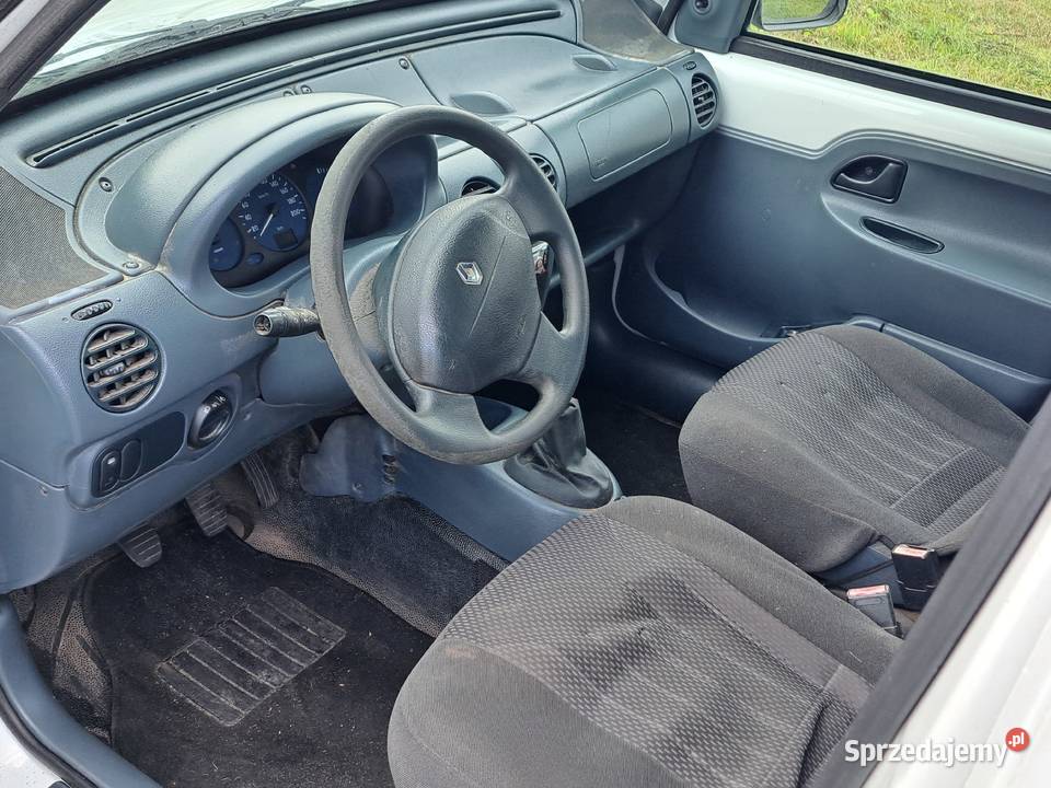 Sprzedam Renault Kangoo 14 8v benzyna 2001r 290000km