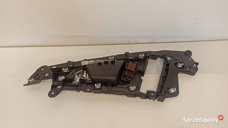 AUDI A6 KLAMKA WEWNĘTRZNA PRAWY PRZÓD 4G0837020A sprzedam