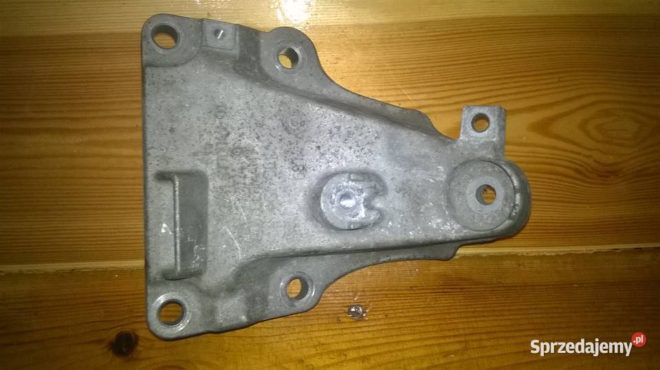 Łapa silnika lewa BMW E90 E91 E92 E93 325xi zawieszenie silnika Silniki i osprzęt Poręba sprzedam