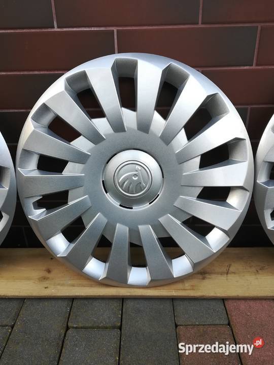 Kołpaki Skoda 16 orginalne Superb Octavia i inne Pozostałe Prochowice