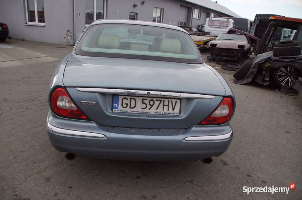 ĆWIARTKA BŁOTNIK LEWY TYŁ JAGUAR XJ