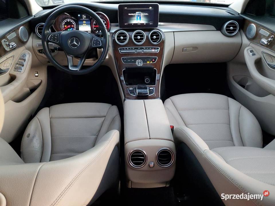 2015 MERCEDESBENZ C 300 4MATIC Klasa C