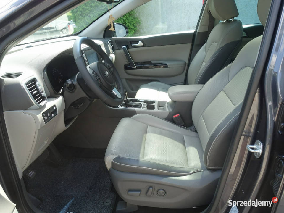 Kia Sportage 17D Automat Skóra Panorama Ledy Alu Rok produkcji 2016 sprzedam