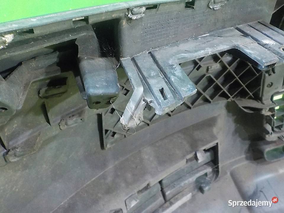 AUDI A3 8P II 18 TFSI 07r HB 5D zderzak przod Suków sprzedam