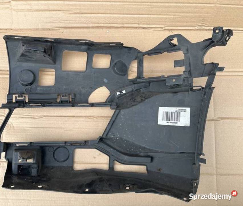 BMW 5 G30 G31 LIFT MOCOWANIE HALOGENU PRAWY osobowe Międzychód