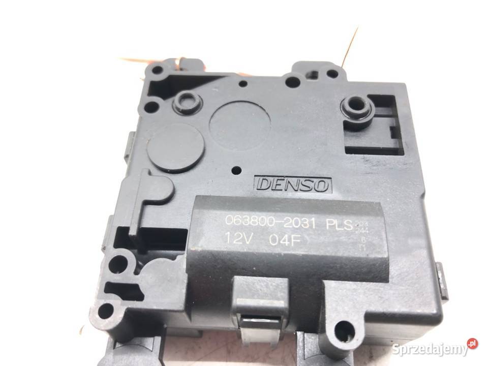 SILNIK NAGRZEWNICY TOYOTA 0638002031 COROLLA E21 osobowe