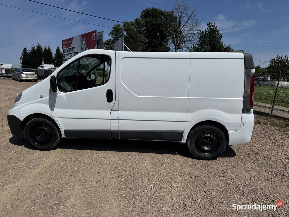 Renault Trafic II furgon 2008 r Rok produkcji 2008 Myślenice sprzedam