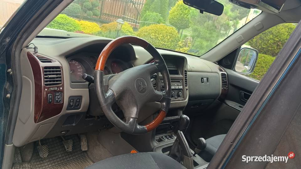 Sprzedam Mitsubishi Pajero 2001 manualna Miejsce Piastowe