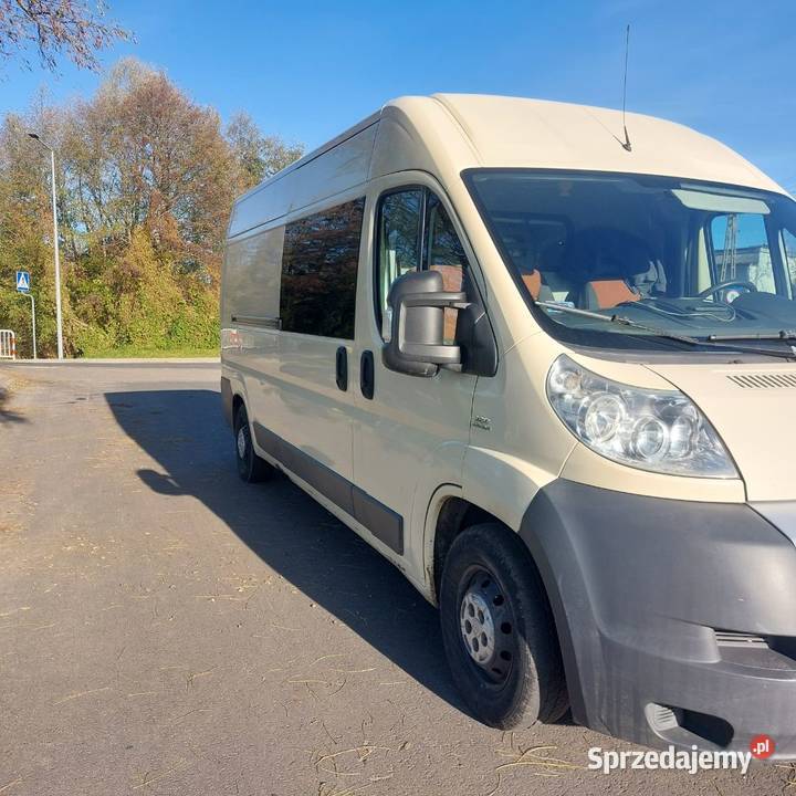 Fiat Ducato z zabudową łóżko tv kuchnia Wronki