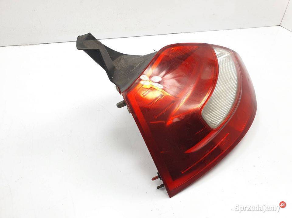 LAMPA LEWA TYŁ RENAULT MEGANE II