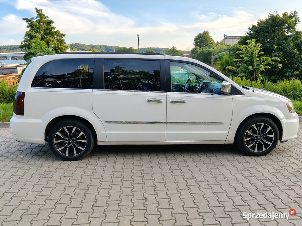 Chrysler TownCountry 2012 36 PbLPG czujnik parkowania Lębork