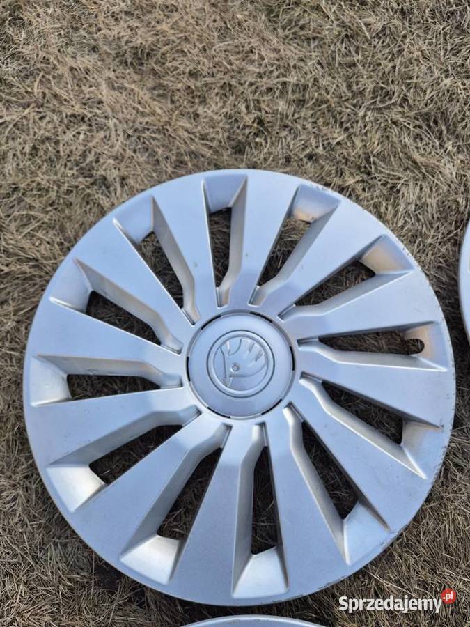 KOŁPAKI KOMPLET TEKTON 16 SKODA OCTAVIA III IV