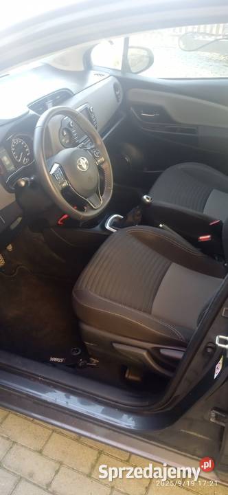 Toyota Yaris 10 2018r 125 centralny zamek Węglówka