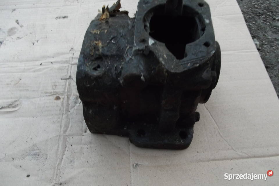Blok silnika rozruchowego DT 75 T 150K Parczew
