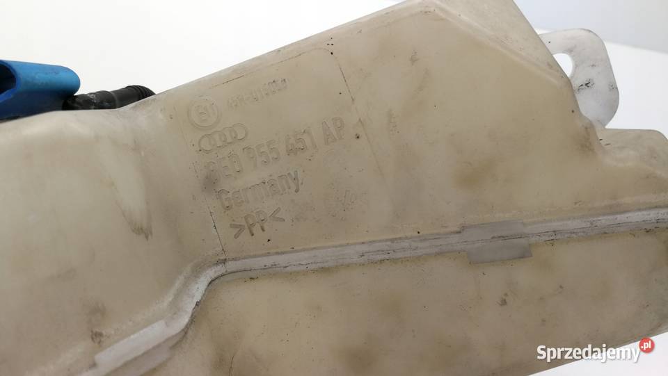 WLEW PŁYNU DO SPRYSKIWACZY AUDI A4 B7 Przystajń