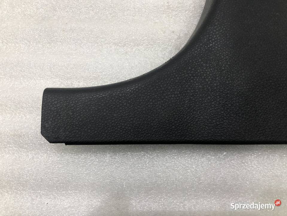 OSŁONA SŁUPKA B PRAWA MERCEDES W204 2046900425