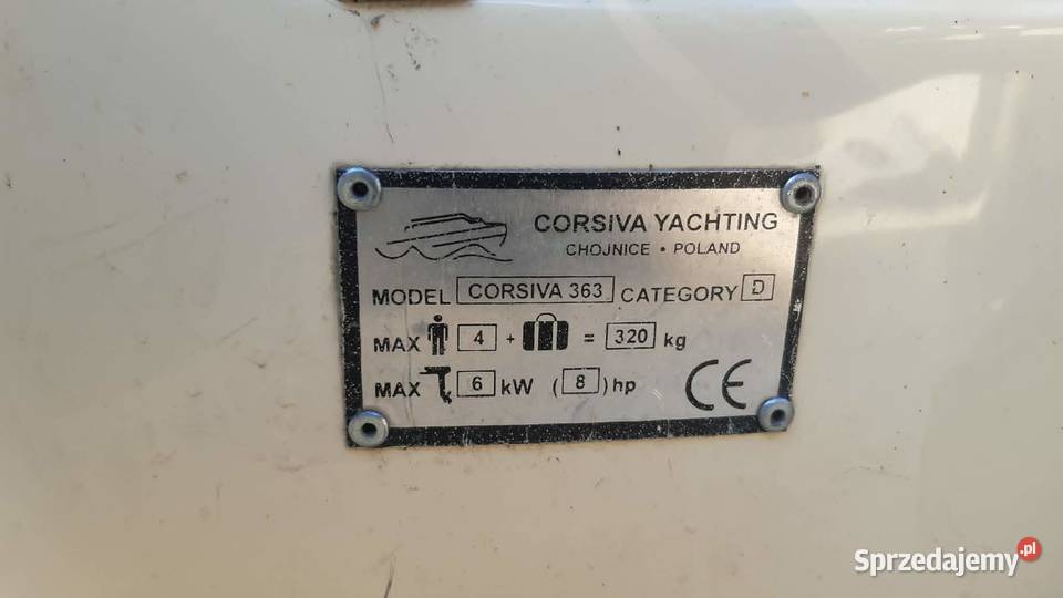 Łódź wędkarska Corsiva 363 z akcesoriami i
