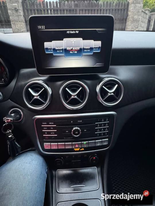 MercedesBenz GLA 20 Benz 250 4X4 211 2018r NOWY Rok produkcji 2018 Narama