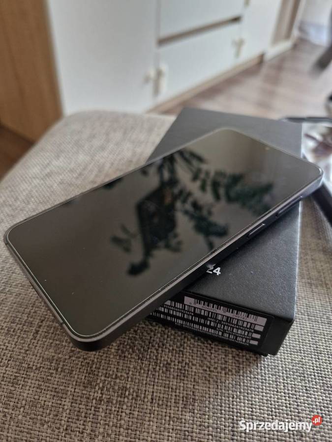 Samsung Galaxy S24 Śliwkowy kolor świetny stan Daleszyce sprzedam