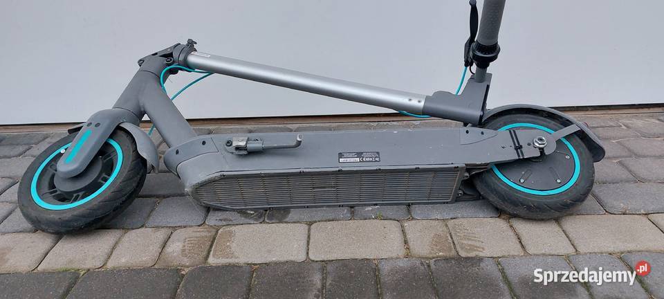 Hulajnoga Motus Scooty 10 2022r uszkodzona Hulajnogi elektryczne Serock