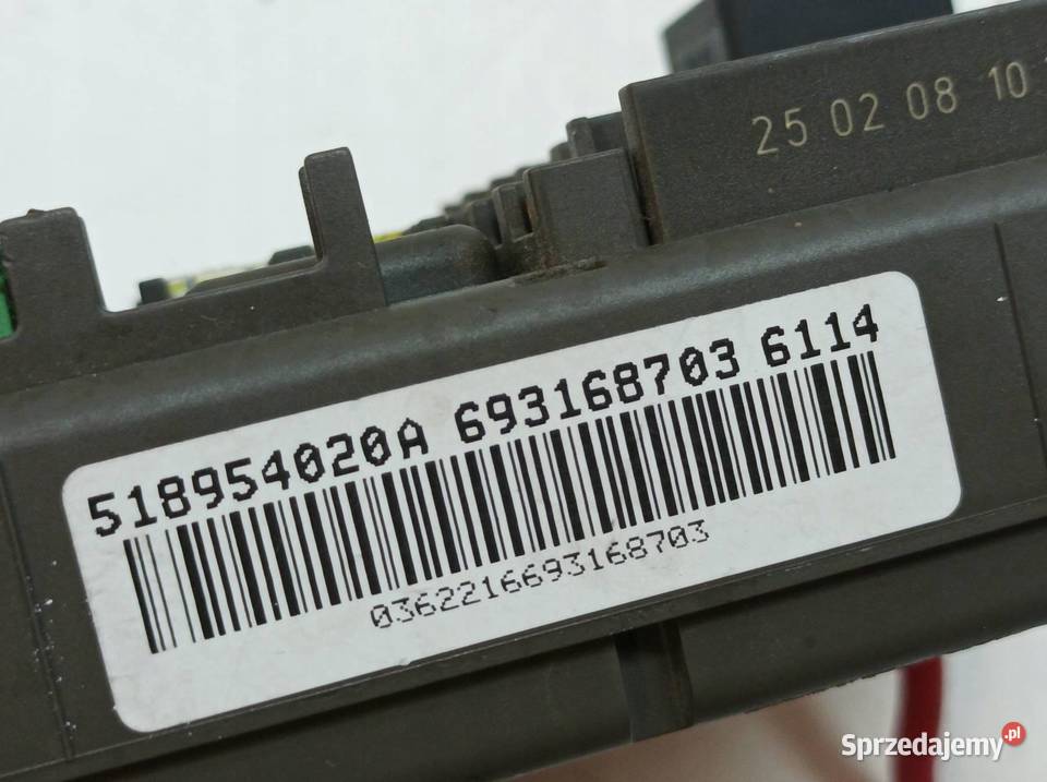 SKRZYNKA BEZPIECZNIKÓW 6931687 30 D Bmw X5 II świętokrzyskie