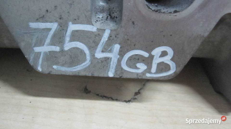 BMW 1 3 5 X3 20 D N47D20A głowica 7797678 osobowe Kielce