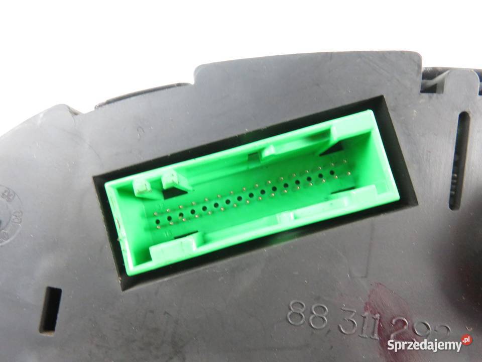 LICZNIK SEAT IBIZA II 14 MPI W06K0920821C osobowe