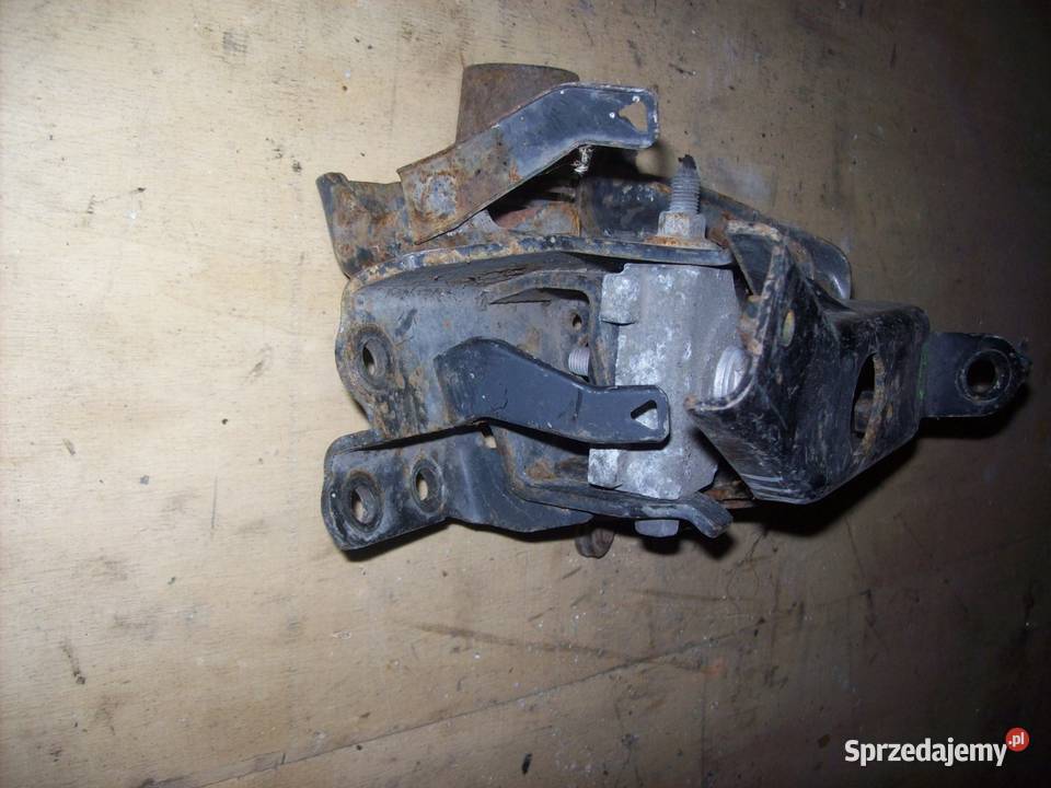 Yaris II 10 VVTI Poduszka lapa skrzyni biegow mazowieckie