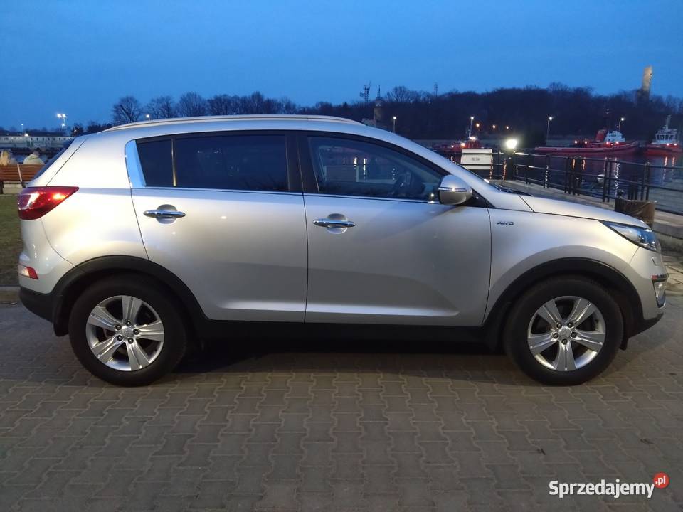 Sprzedam Kia Sportage 20 CRDI 4x4 2013r142 salon 2000cm3 sprzedam