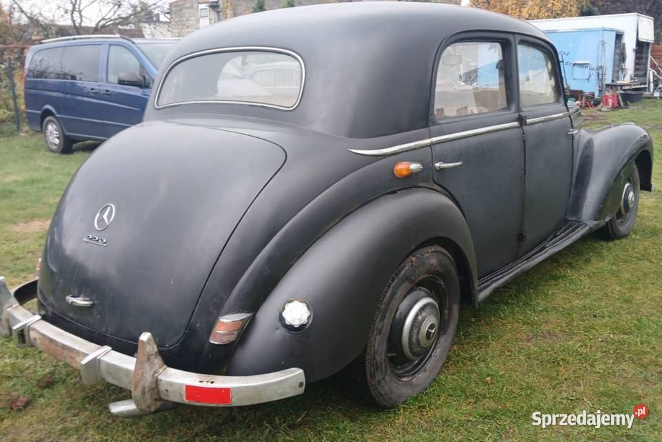 Mercedes w187 220s mały adenauer