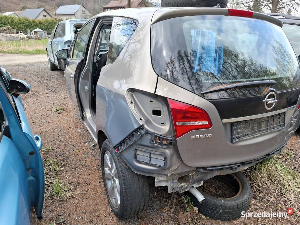 Opel meriva cześći osobowe śląskie Bielsko-Biała sprzedam