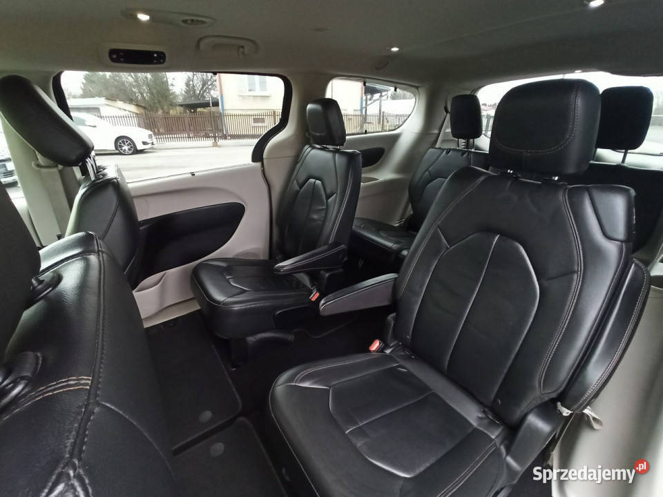 Chrysler Pacifica 36 V6 25 roku w kraju czujnik parkowania Rzeszów