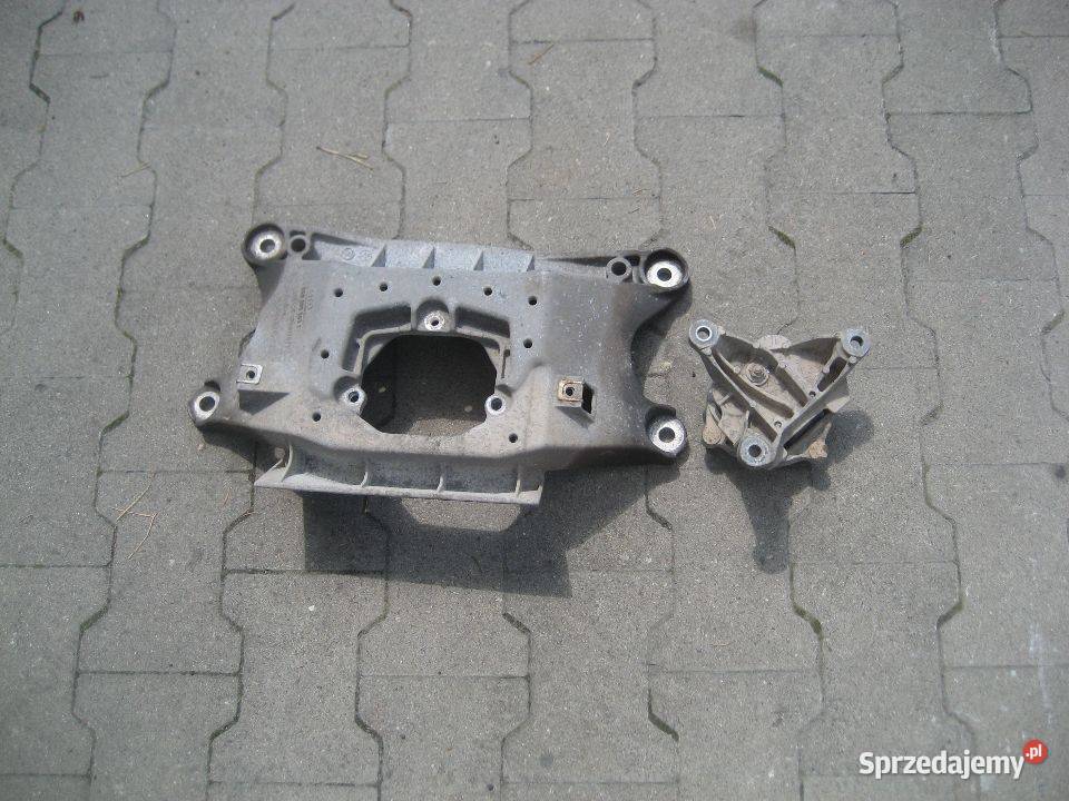 audi a4 b8 a5 18 tfsi poduszka łapa skrzyni Rakoniewice