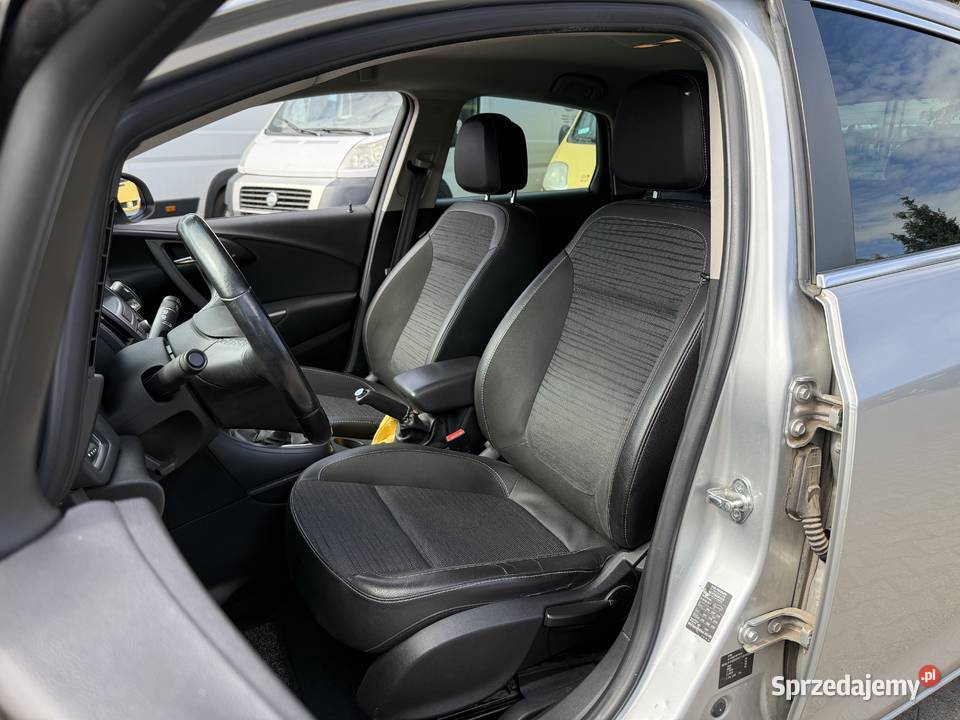 Opel Astra 16 BENZYNA Zarejestrowana Ważne światła do jazdy dziennej Konin