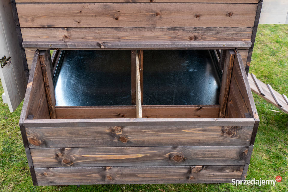 Kurnik CAMPINE z dwoma przystawkami ROZMIAR M Trzemeśnia