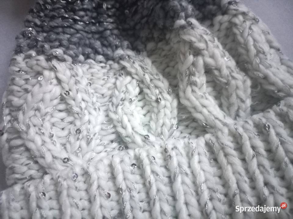 Czapka damska Pompon r SM zimowa Cekiny NOWA sprzedam