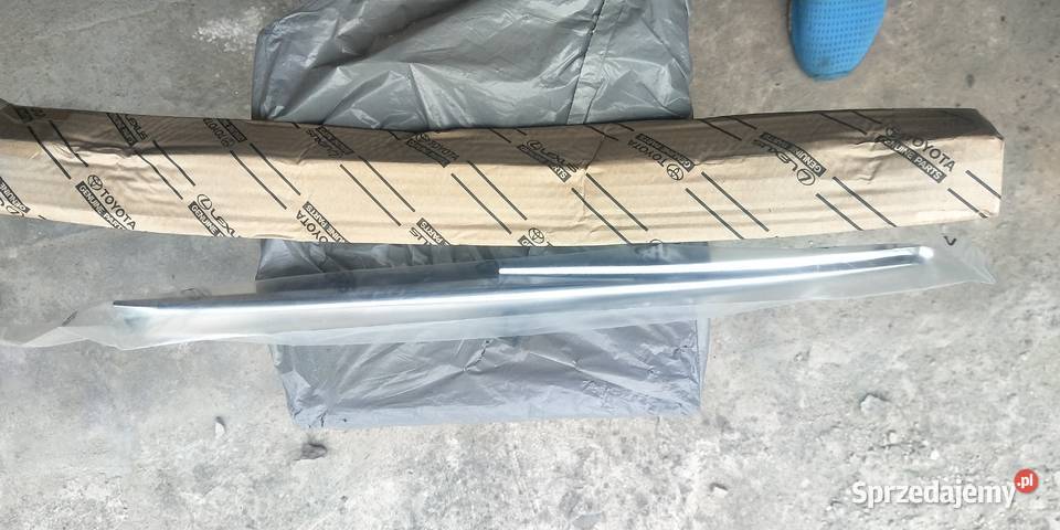 Toyota T28 listwa lewa ozdobna blendy klapy Łódź
