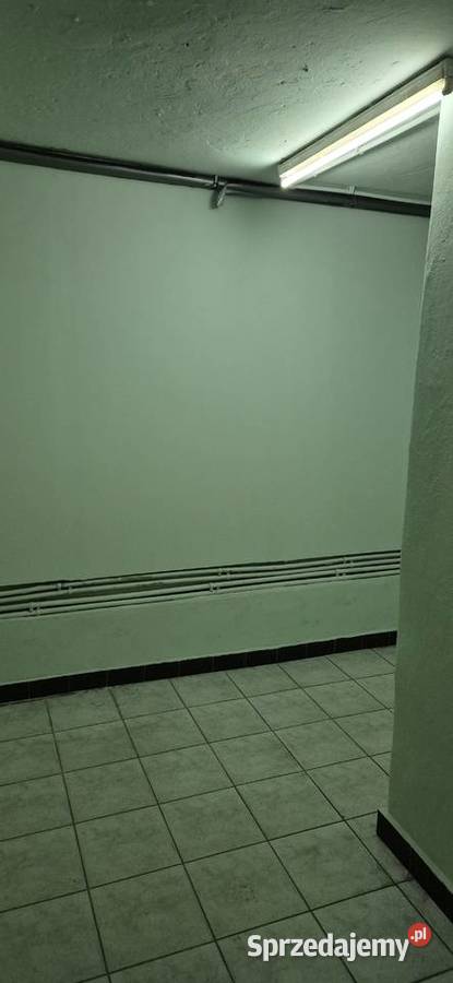 Hala magazynowa Wysoka brama Utwardzony plac Nowy Dwór Mazowiecki